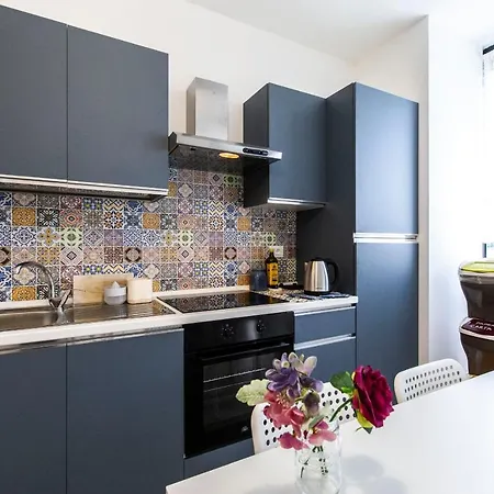 Apartamento Noto 10 *